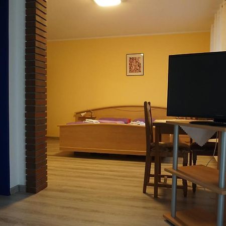 Logia Hotel Garni Neuharlingersiel Exteriör bild