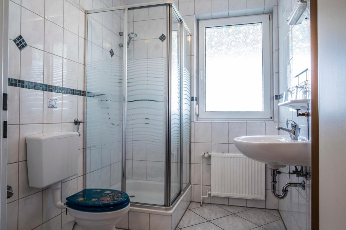 Logia Hotel Garni Neuharlingersiel Exteriör bild