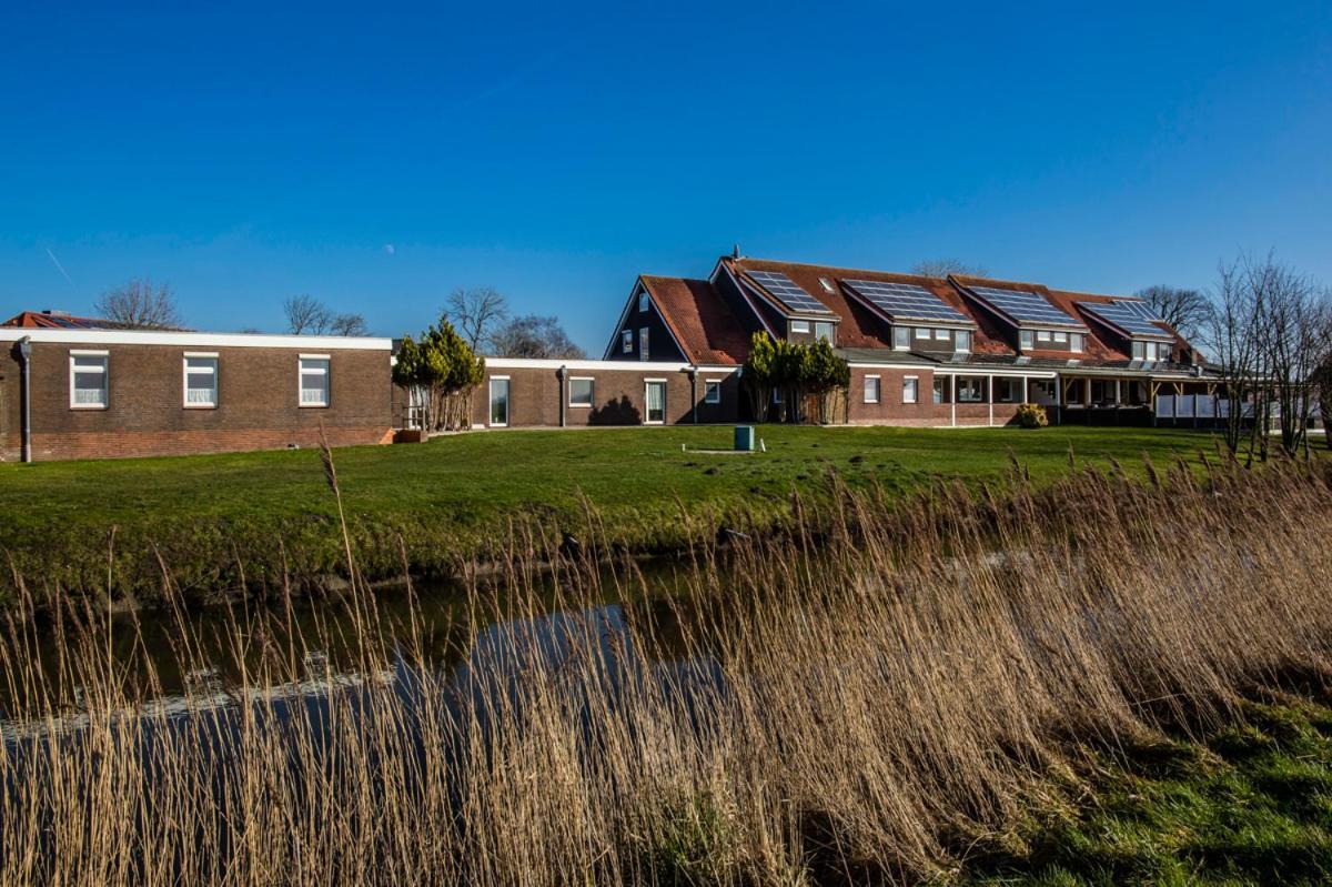 Logia Hotel Garni Neuharlingersiel Exteriör bild