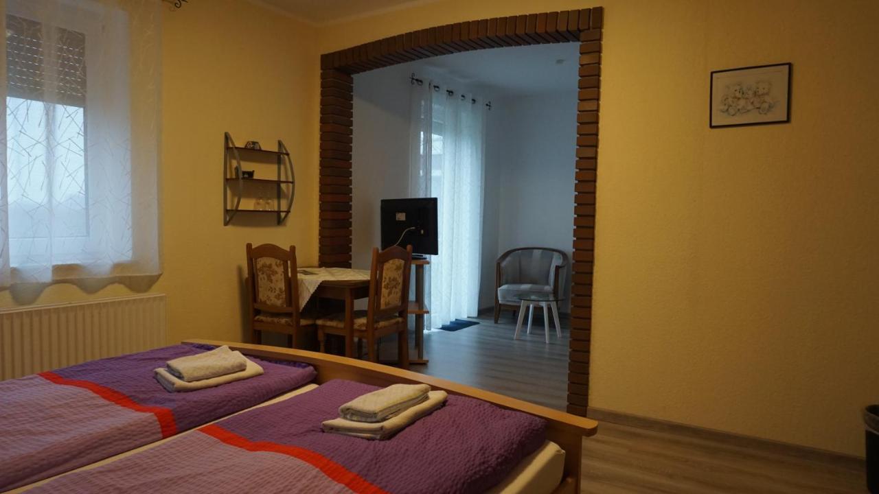Logia Hotel Garni Neuharlingersiel Exteriör bild